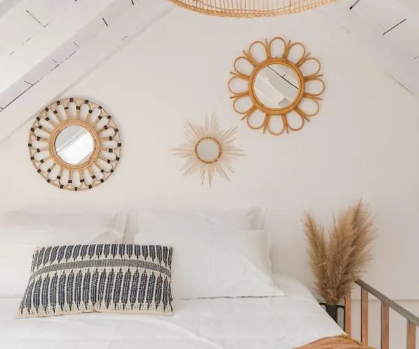 アパート Casa Boma - Unique With Private Balcony And Panoramic Bridge View - Alcantara Iv リスボン