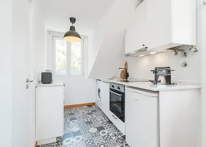 Casa Boma - Unique With Private Balcony And Panoramic Bridge View - Alcantara Iv アパート