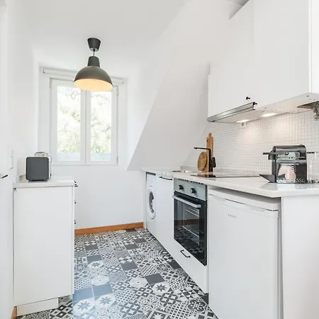 Casa Boma - Unique With Private Balcony And Panoramic Bridge View - Alcantara Iv 아파트
